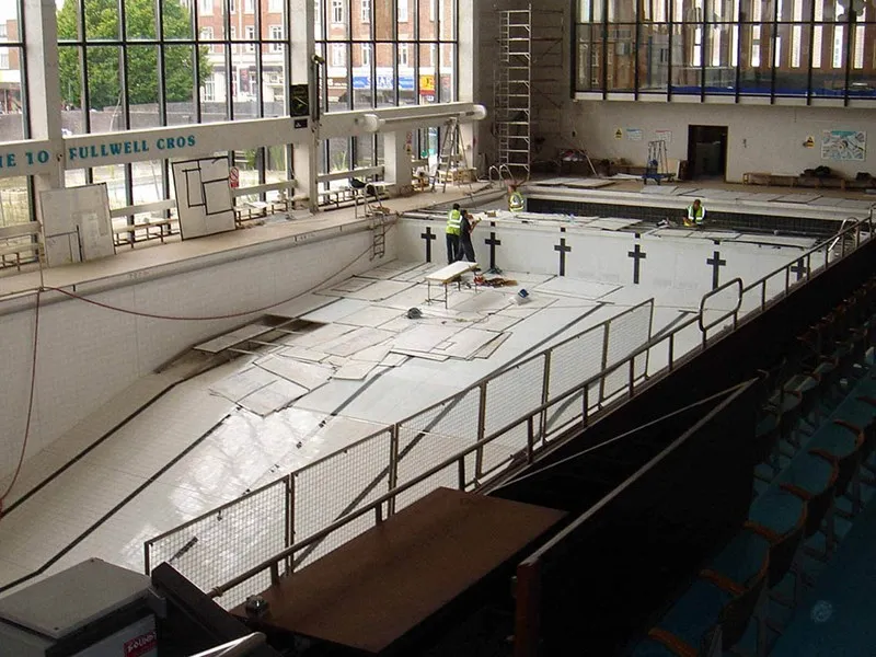 Fullwell Cross Leisure Centre, Ilford Pool Construction