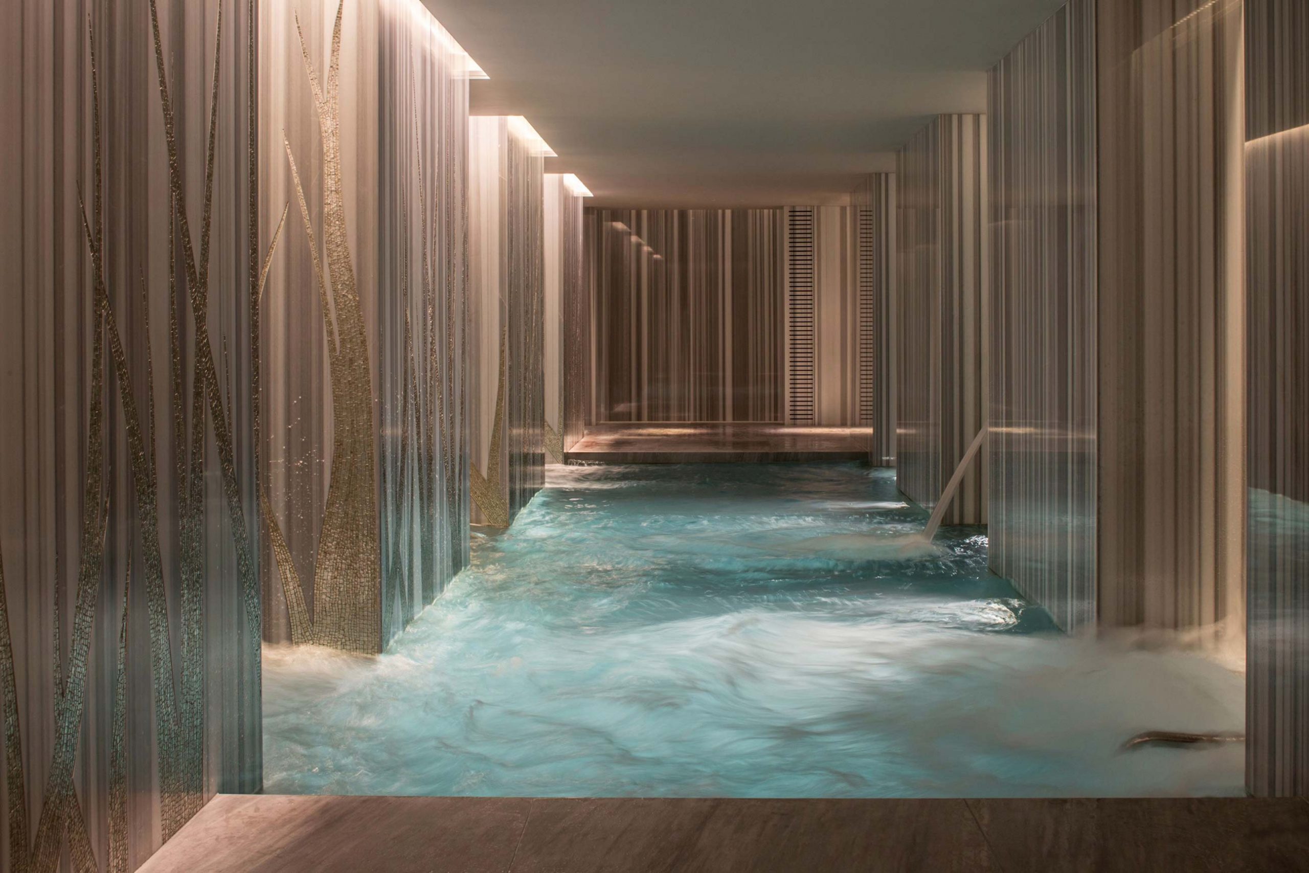 Four Seasons Hotel London at Ten Trinity Square vitality pool