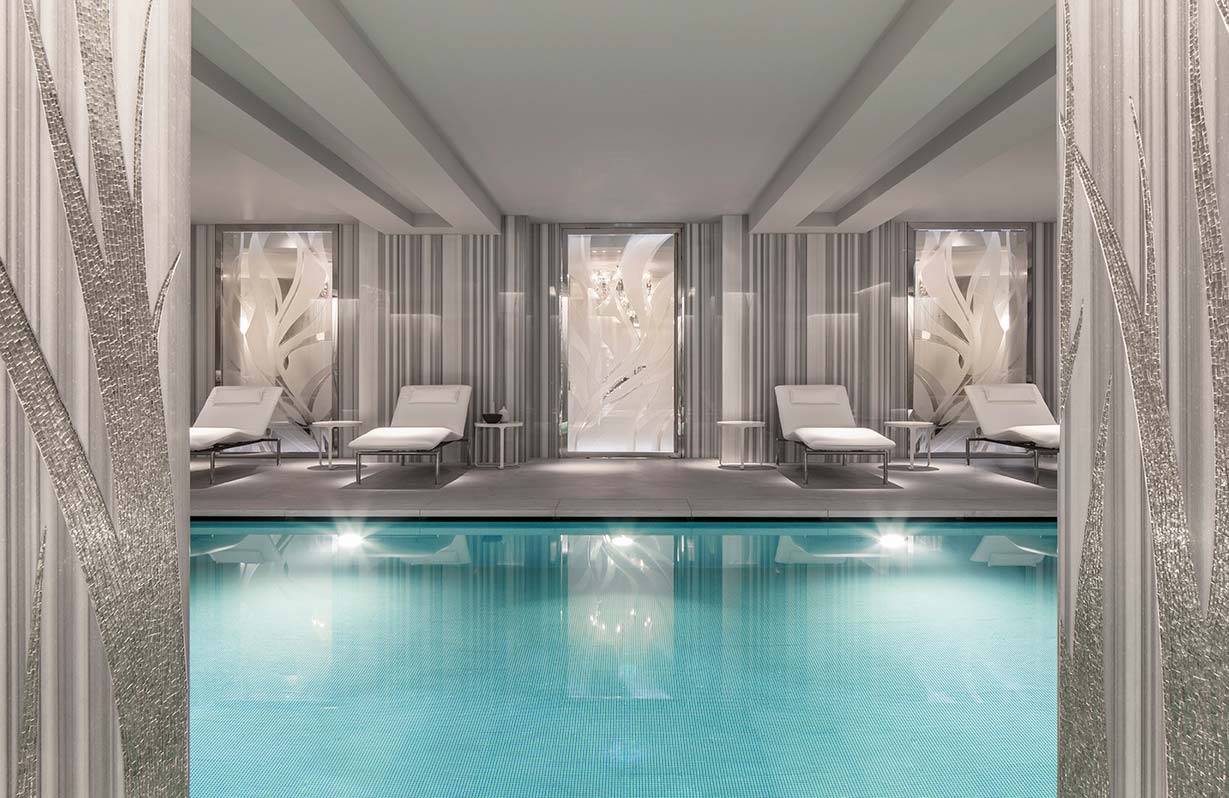 Four Seasons Hotel London at Ten Trinity Square lap pool